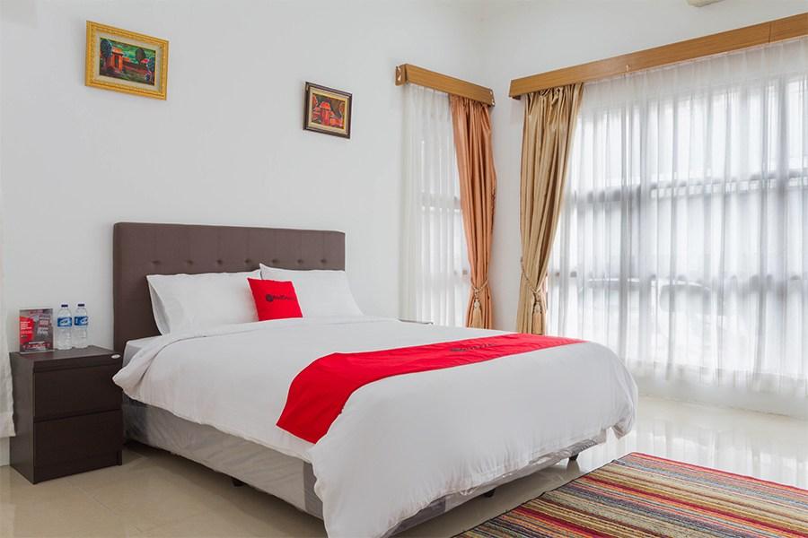 Reddoorz Near Jatinangor Town Square Ξενοδοχείο Εξωτερικό φωτογραφία