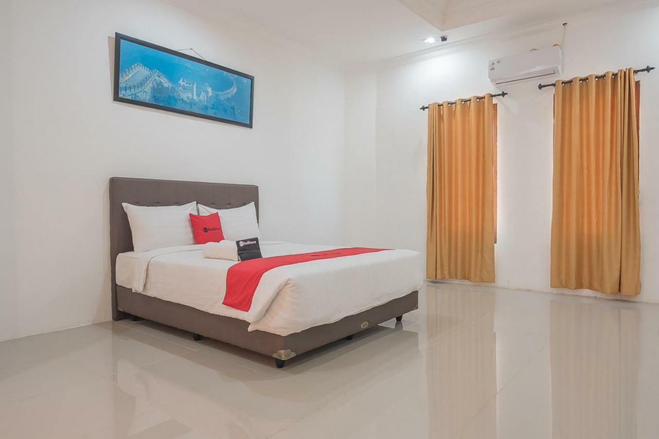 Reddoorz Near Jatinangor Town Square Ξενοδοχείο Εξωτερικό φωτογραφία