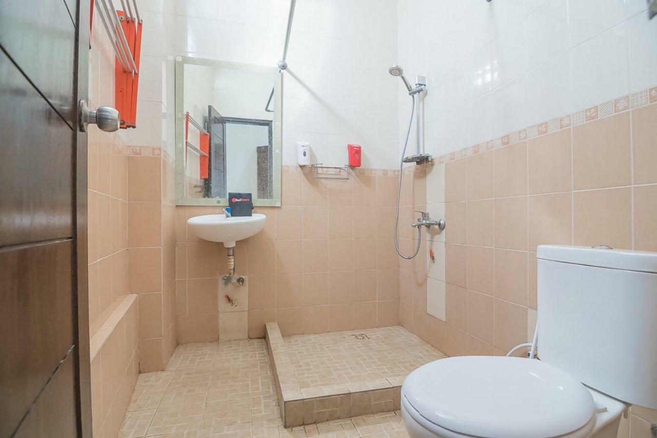 Reddoorz Near Jatinangor Town Square Ξενοδοχείο Εξωτερικό φωτογραφία